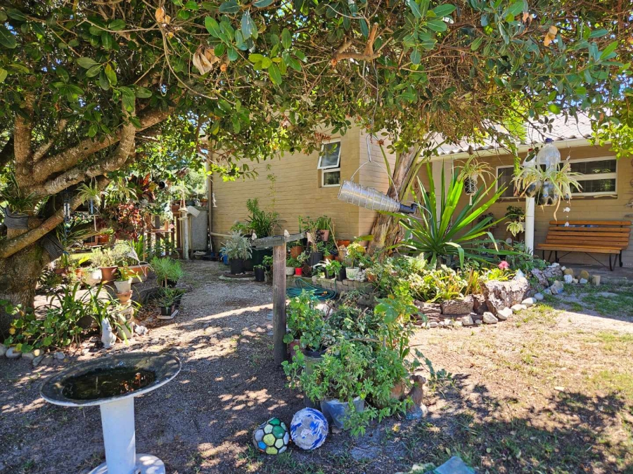 4 Bedroom Property for Sale in Pearly Beach Western Cape